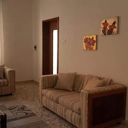 Casa Vacanze La Maddalena Ferienhaus